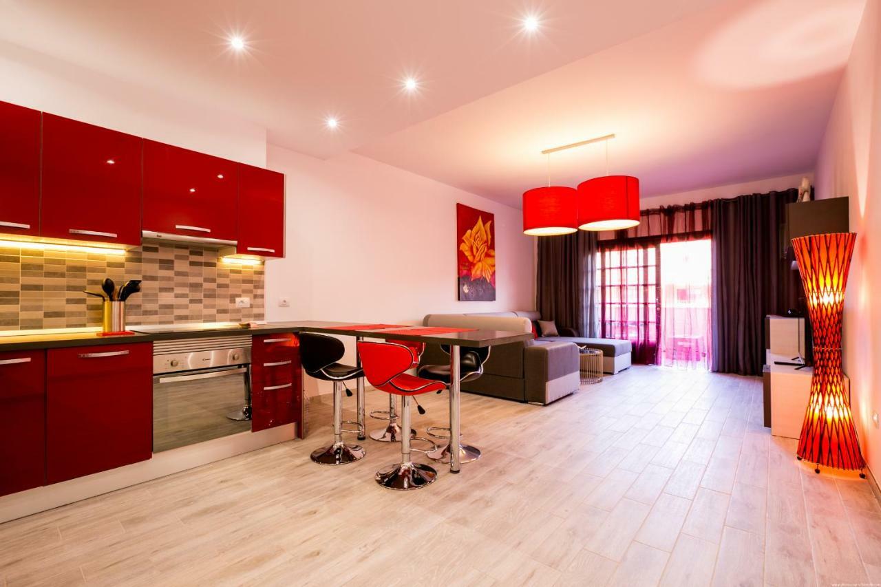 Spacious & Stylish Apartment Los Cristianos Los Cristianos  Eksteriør billede